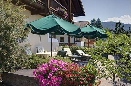 Hotel Panorama Garni Ingrid Toblach Exterior foto