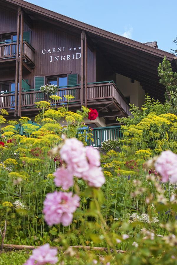 Hotel Panorama Garni Ingrid Toblach Exterior foto