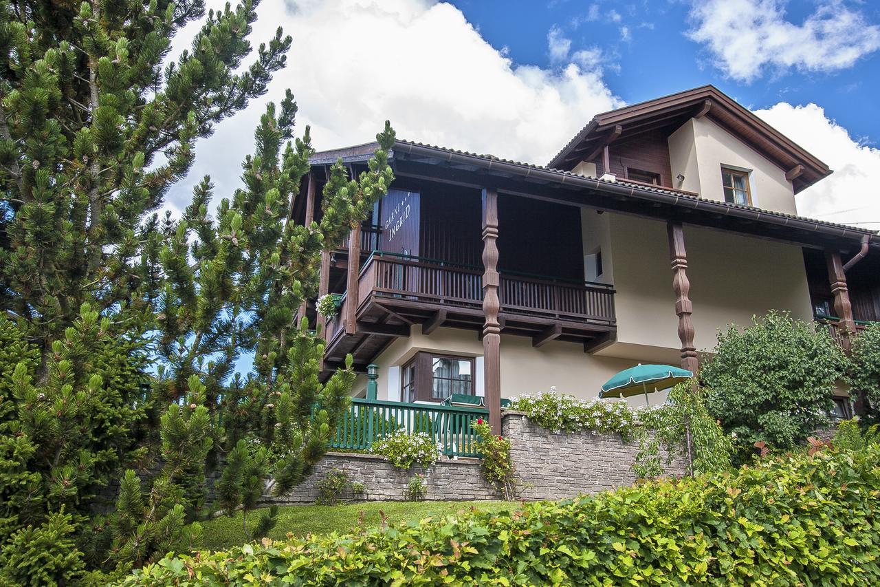 Hotel Panorama Garni Ingrid Toblach Exterior foto